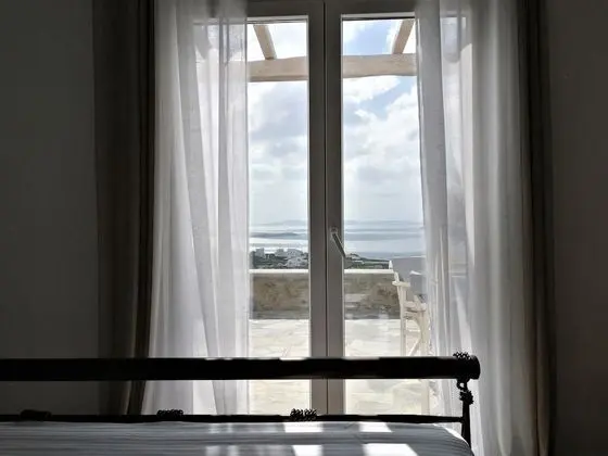 Superior Apart Daire, Deniz Manzaralı