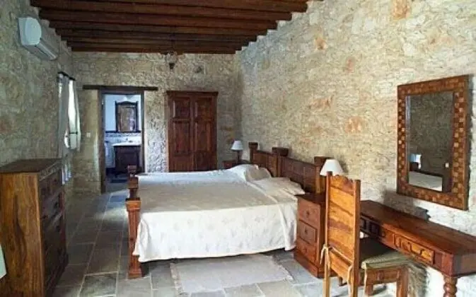 Kır Evi, Kişiye Özel Havuzlu