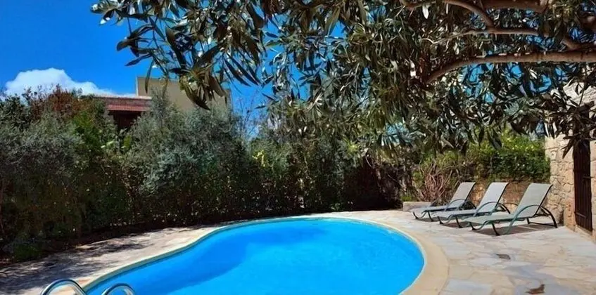 Kır Evi, Kişiye Özel Havuzlu