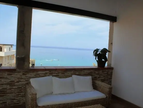 Panoramic Apart Daire, 2 Yatak Odası, Mutfak, Deniz Manzaralı (KIRA)