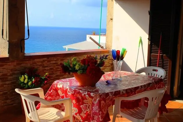 Panoramic Apart Daire, 2 Yatak Odası, Mutfak, Deniz Manzaralı (KIRA)