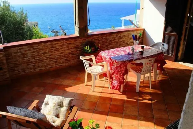 Panoramic Apart Daire, 2 Yatak Odası, Mutfak, Deniz Manzaralı (KIRA)