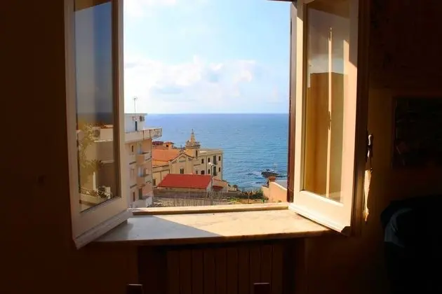 Panoramic Apart Daire, 2 Yatak Odası, Mutfak, Deniz Manzaralı (KIRA)