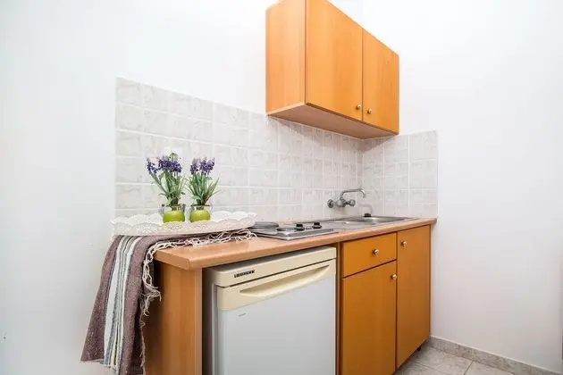Stüdyo, Havuz Manzaralı (For 4)