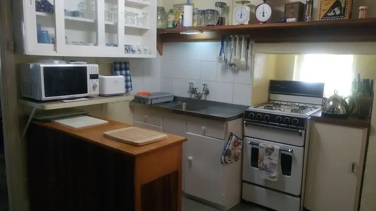 Economy Kır Evi, Birden Çok Yatak, Şömine