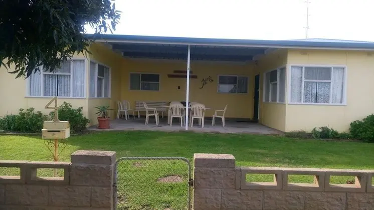 Family Ev, 3 Yatak Odası, Mutfak, Avlu