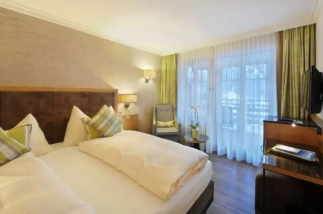 Economy Tek Büyük Yataklı Oda, Balkon, Dağ Manzaralı
