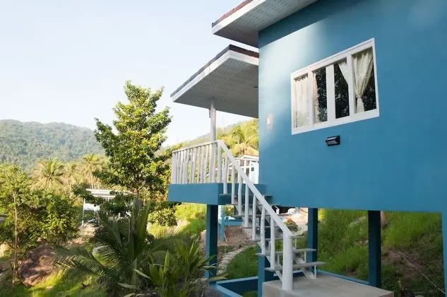 1-Bedroom Bungalow with Mountain View