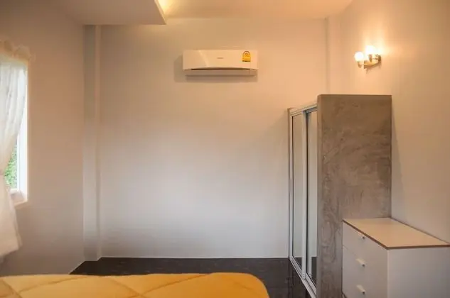 2-Bedroom Bungalow with Mountain View
