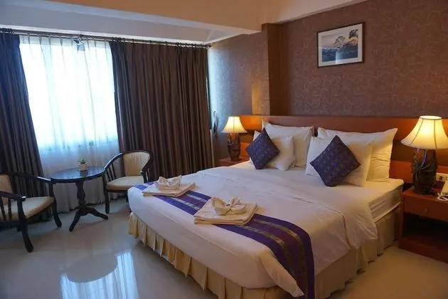 Deluxe Tek Büyük Yataklı Oda