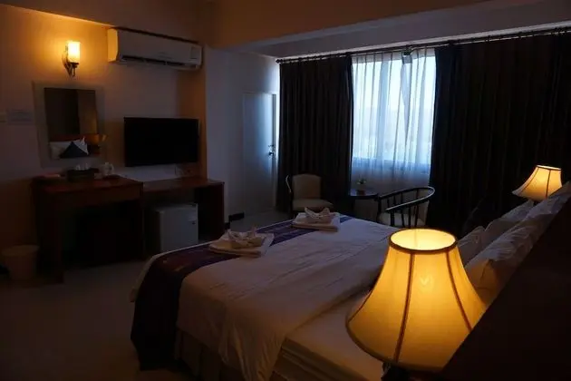 Deluxe Tek Büyük Yataklı Oda