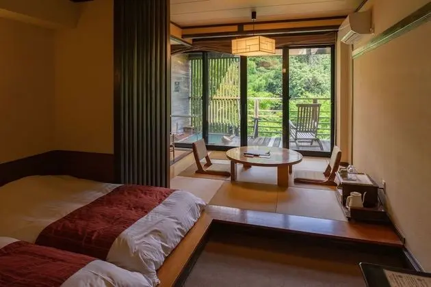 Traditional Oda, Sigara İçilmez (Japanese-Style, with Lying Bath)