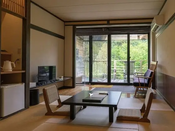 Traditional Oda, Sigara İçilmez (Japanese-Style, with Lying Bath)