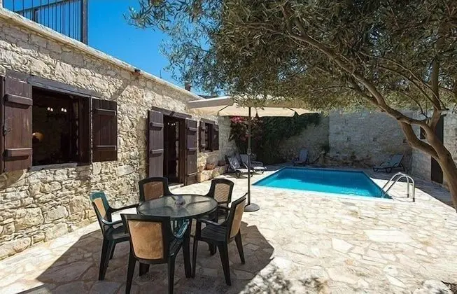 Kır Evi, 2 Yatak Odası, Kişiye Özel Havuzlu