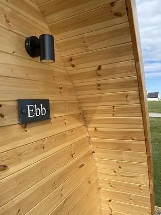 Kulübe, 1 Büyük (Queen) Boy Yatak