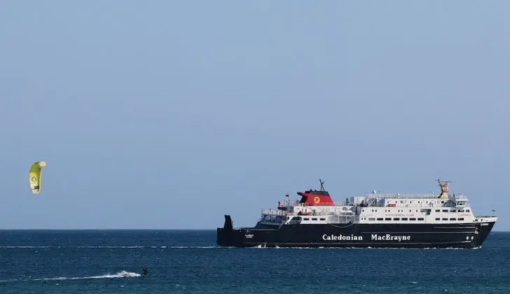 Kulübe, 1 Büyük (Queen) Boy Yatak