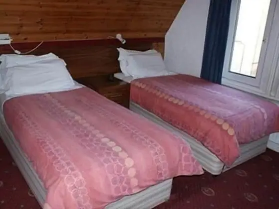 İki Ayrı Yataklı Oda, Banyolu/Duşlu (B&B)