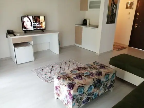 Aile Odası, Bahçe Manzaralı, Balkonlu