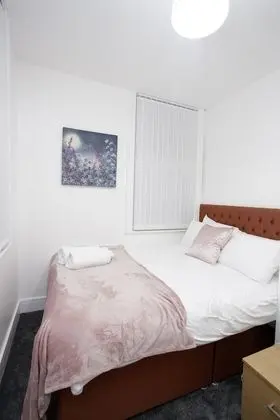 Oda, Banyolu/Duşlu (2 Bedroom Flat 3)