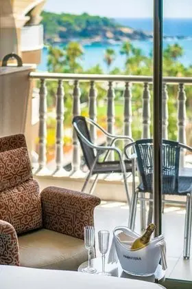 https://images.etstur.com/files/images/hotelImages/TR/212294/l/Kirman-Arycanda-De-Luxe-Oda-351314.jpg