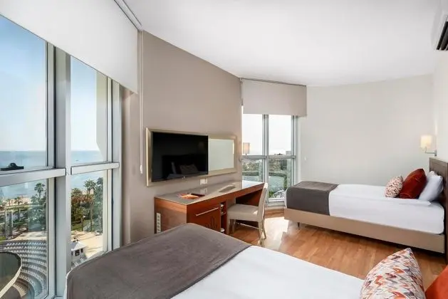 https://images.etstur.com/files/images/hotelImages/TR/212296/l/Kirman-Leodikya-Resort-Oda-351743.jpg
