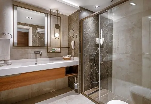 https://images.etstur.com/files/images/hotelImages/TR/212296/l/Kirman-Leodikya-Resort-Oda-372818.jpg