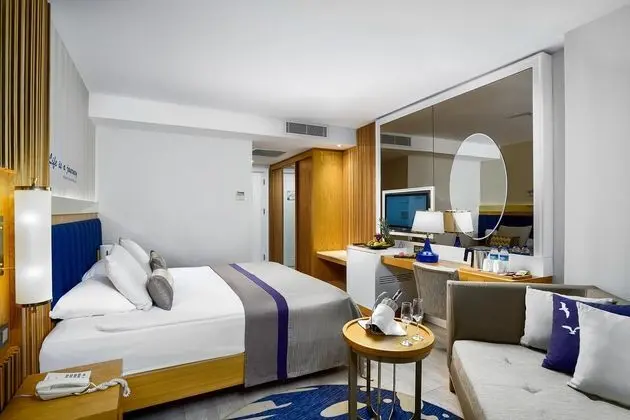 https://images.etstur.com/files/images/hotelImages/TR/212297/l/Kirman-Sidemarin-Beach---Spa-Oda-351958.jpg