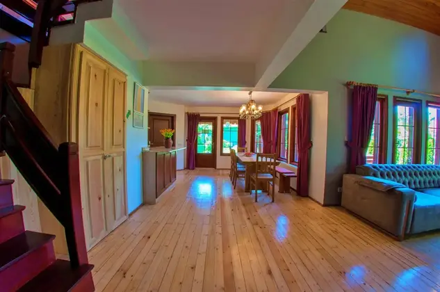 Four Bedroom Country Villa Oda