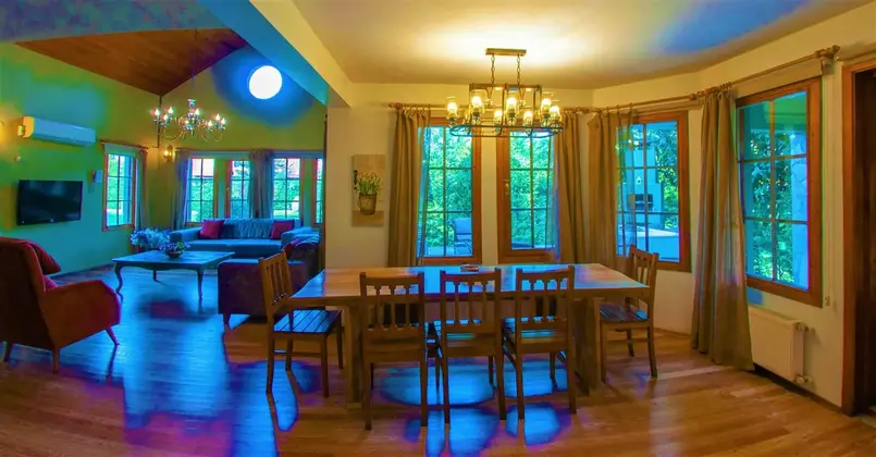 Four Bedroom Country Villa Oda