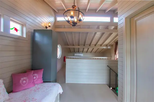 Junior Country Villa Oda