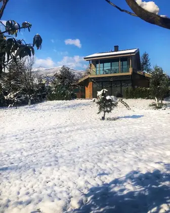 Junior Luxury Heated Pool