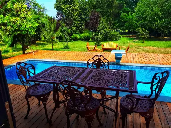 Junior Luxury Heated Pool