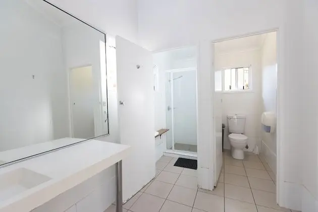 Standard Oda, Sigara İçilmez, Ortak Banyo (Lodge - Q Bed Standard)