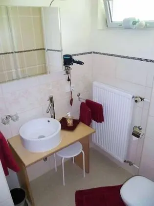 Basic Tek Büyük Yataklı Oda