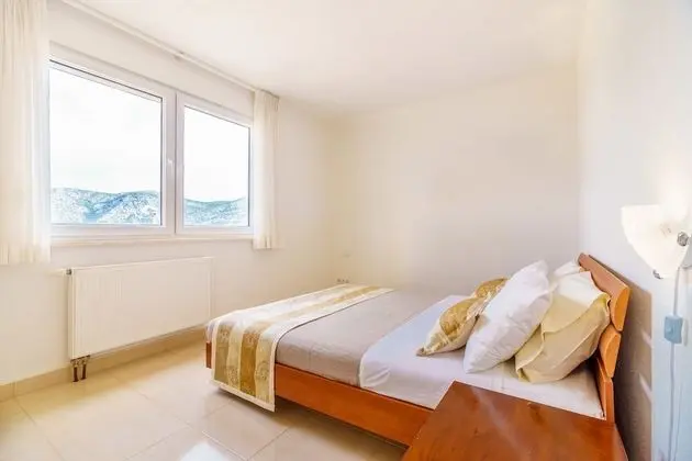 Superior Apart Daire, 3 Yatak Odası, Deniz Manzaralı, Denize Bakan