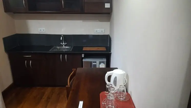 Deluxe Tek Büyük Yataklı Oda, 1 En Büyük (King) Boy Yatak, Sigara İçilmez, Dağ Manzaralı