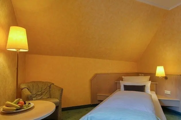 Comfort Tek Kişilik Oda (mit Dusche)