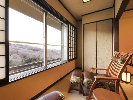 Traditional Oda, Dağ Manzaralı (Japanese Style)