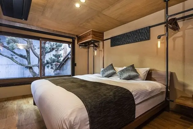 Luxury Villa, Sigara İçilmez