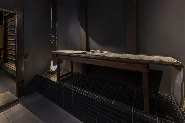 Luxury Villa, Sigara İçilmez