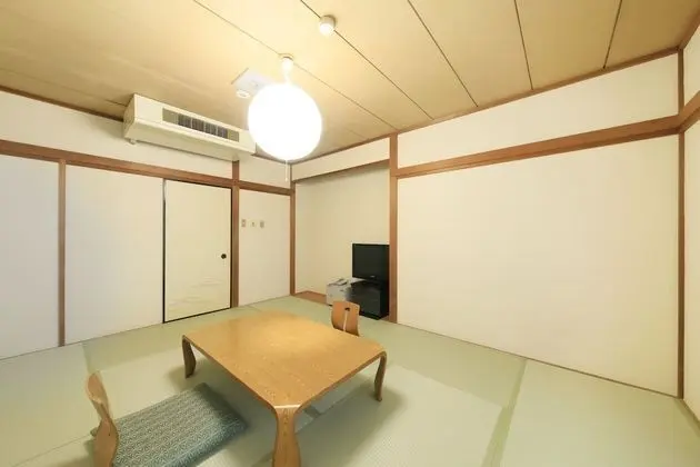 Traditional Oda, Sigara İçilmez (Run of the House Room / 13sqm)