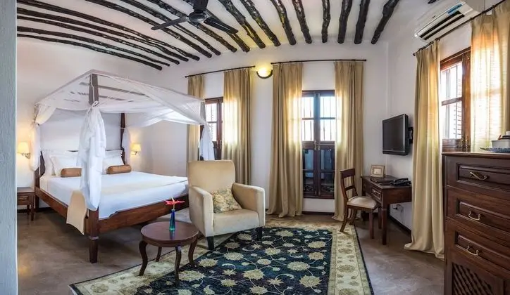 Deluxe Tek Büyük Yataklı Oda (Burdani)