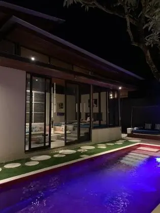 Villa, 2 Yatak Odası, Kişiye Özel Havuzlu (Suite)