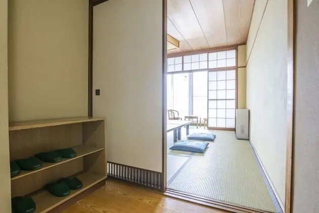 Traditional Dört Kişilik Oda, Sigara İçilebilir (Japanese Room)