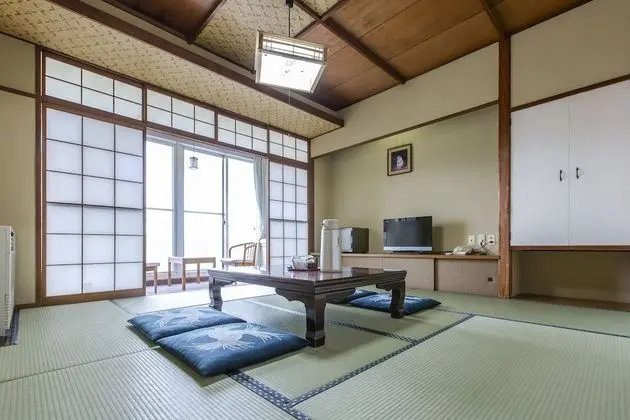 Traditional Oda, Sigara İçilebilir (Japanese,Shared Washroom,Quadruple)