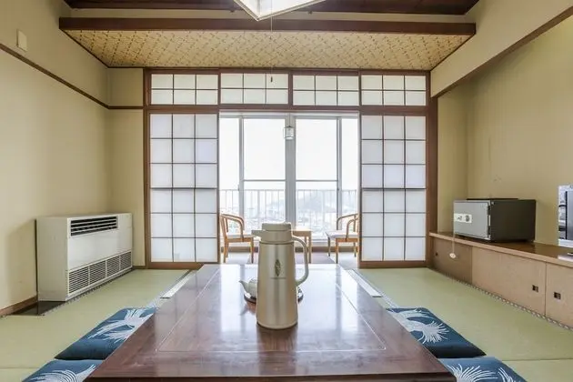 Traditional Oda, Sigara İçilebilir (Japanese,Shared Washroom,Quadruple)