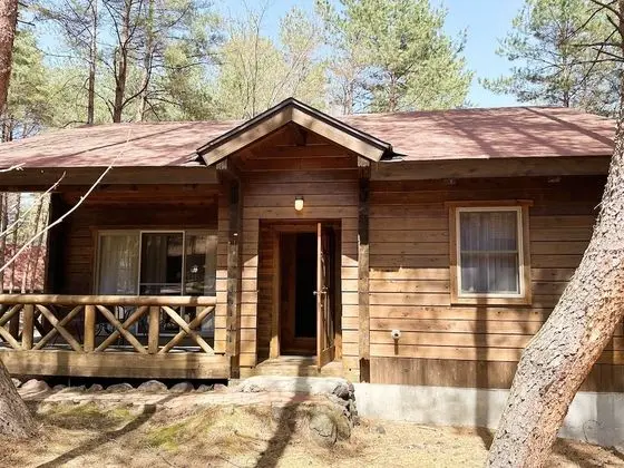 Kulübe (Private Cottage - Log)