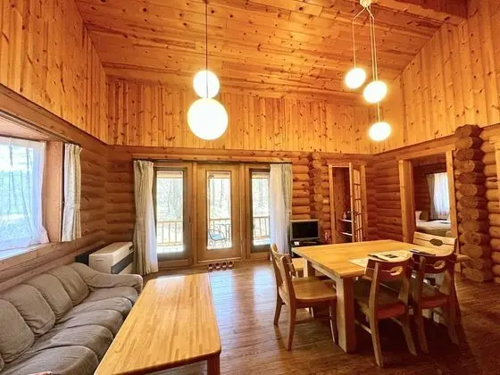 Kulübe (Private Cottage - Log)