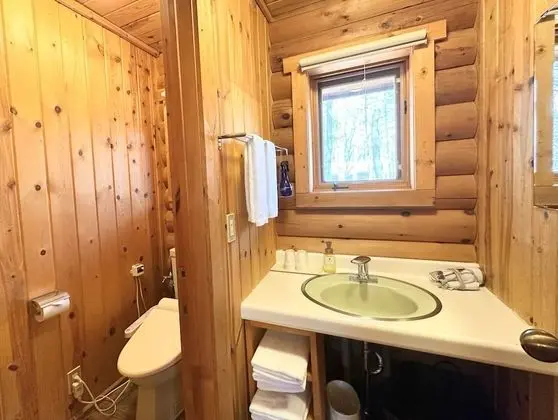 Kulübe (Private Cottage - Log)