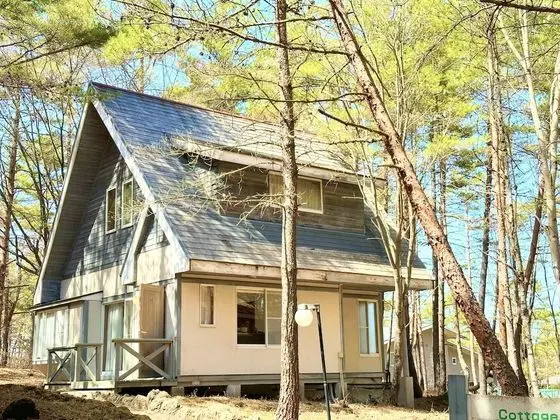 Villa (Private Cottage)